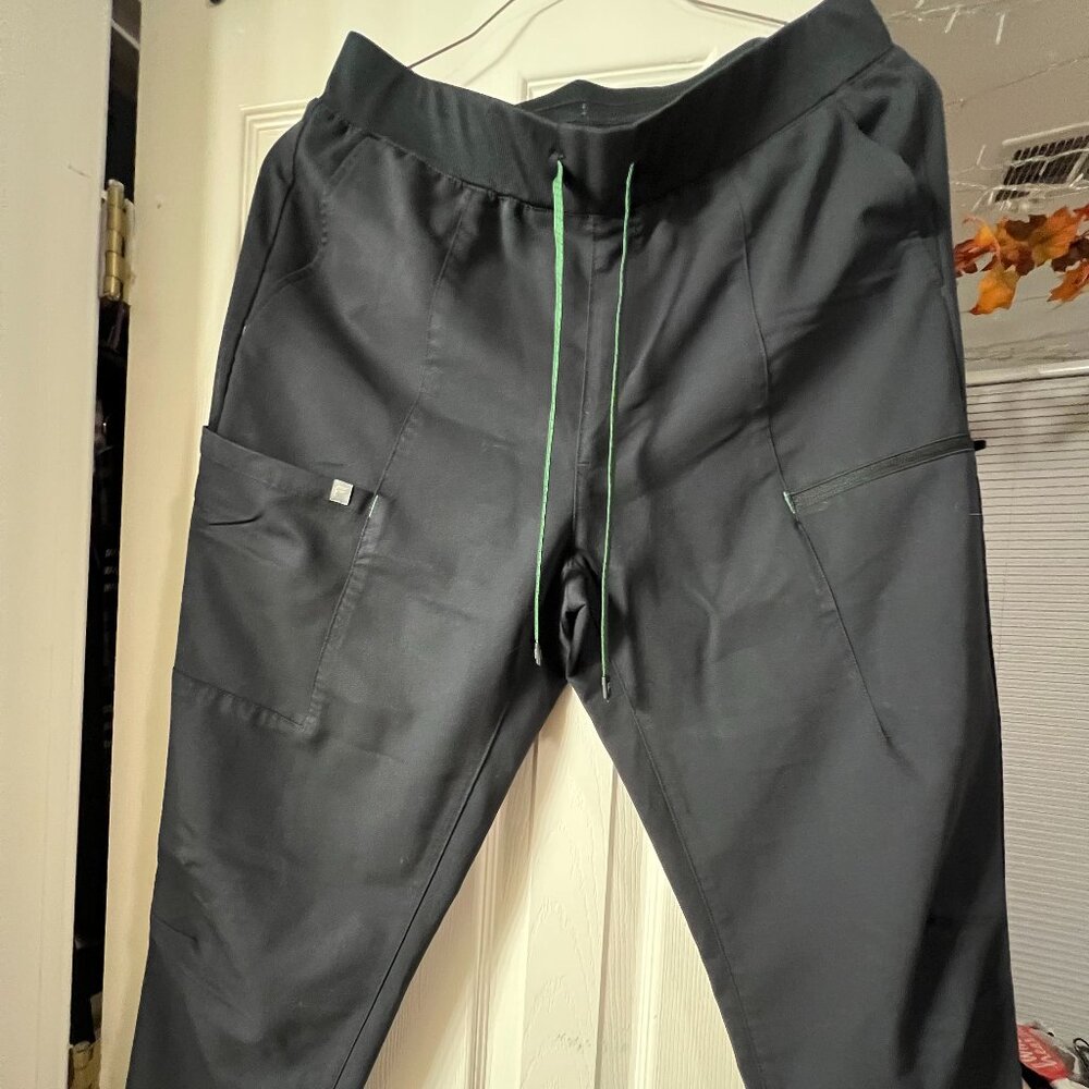Fabletics High-Rise On Call Scrub Joggers
